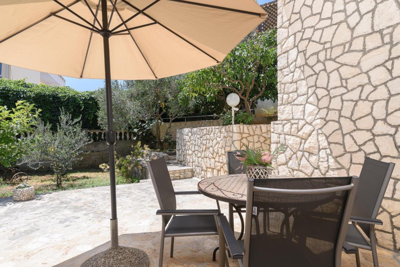 Apartmani Suki Trogir Exterior photo